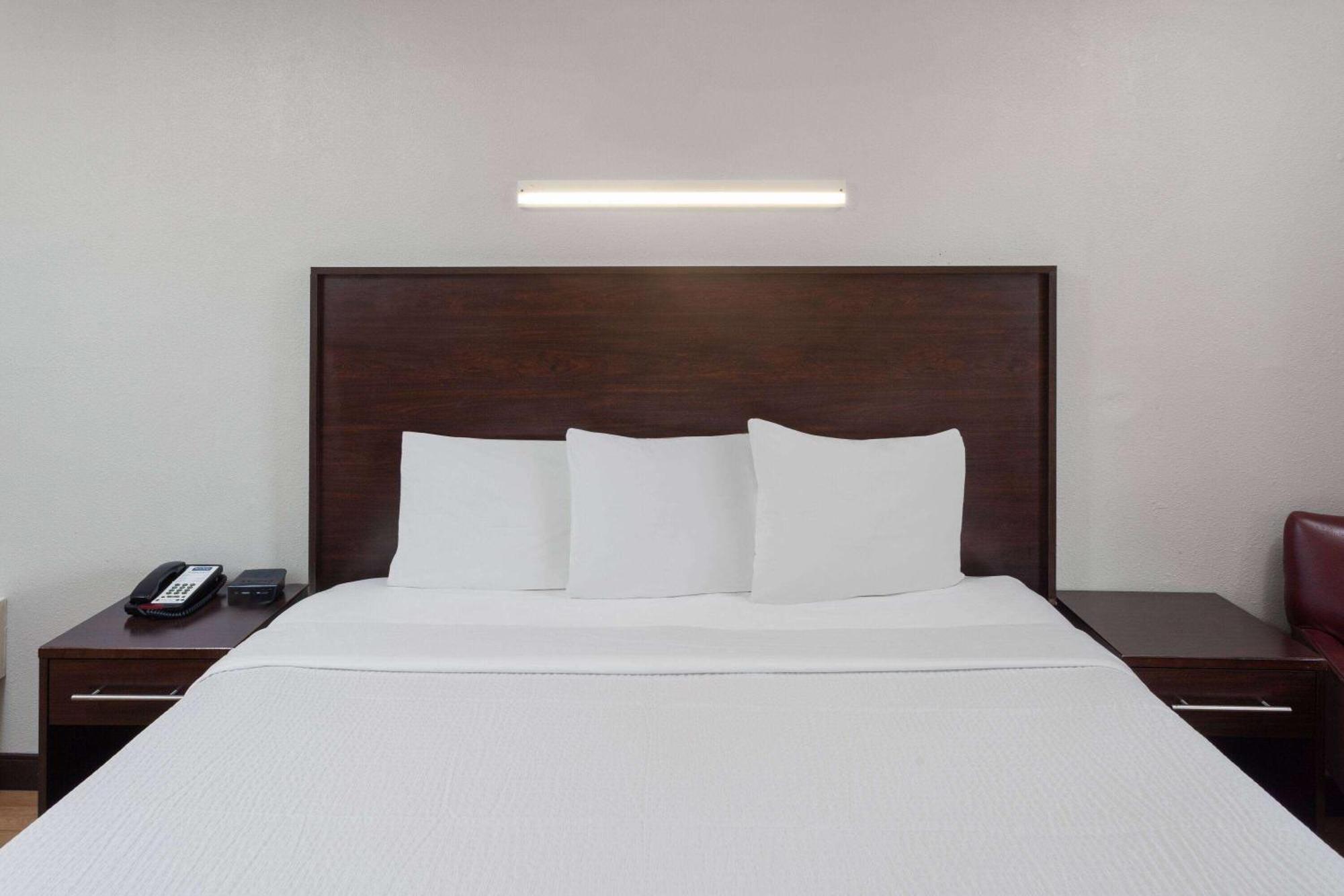 Travelodge By Wyndham Peoria Exteriér fotografie