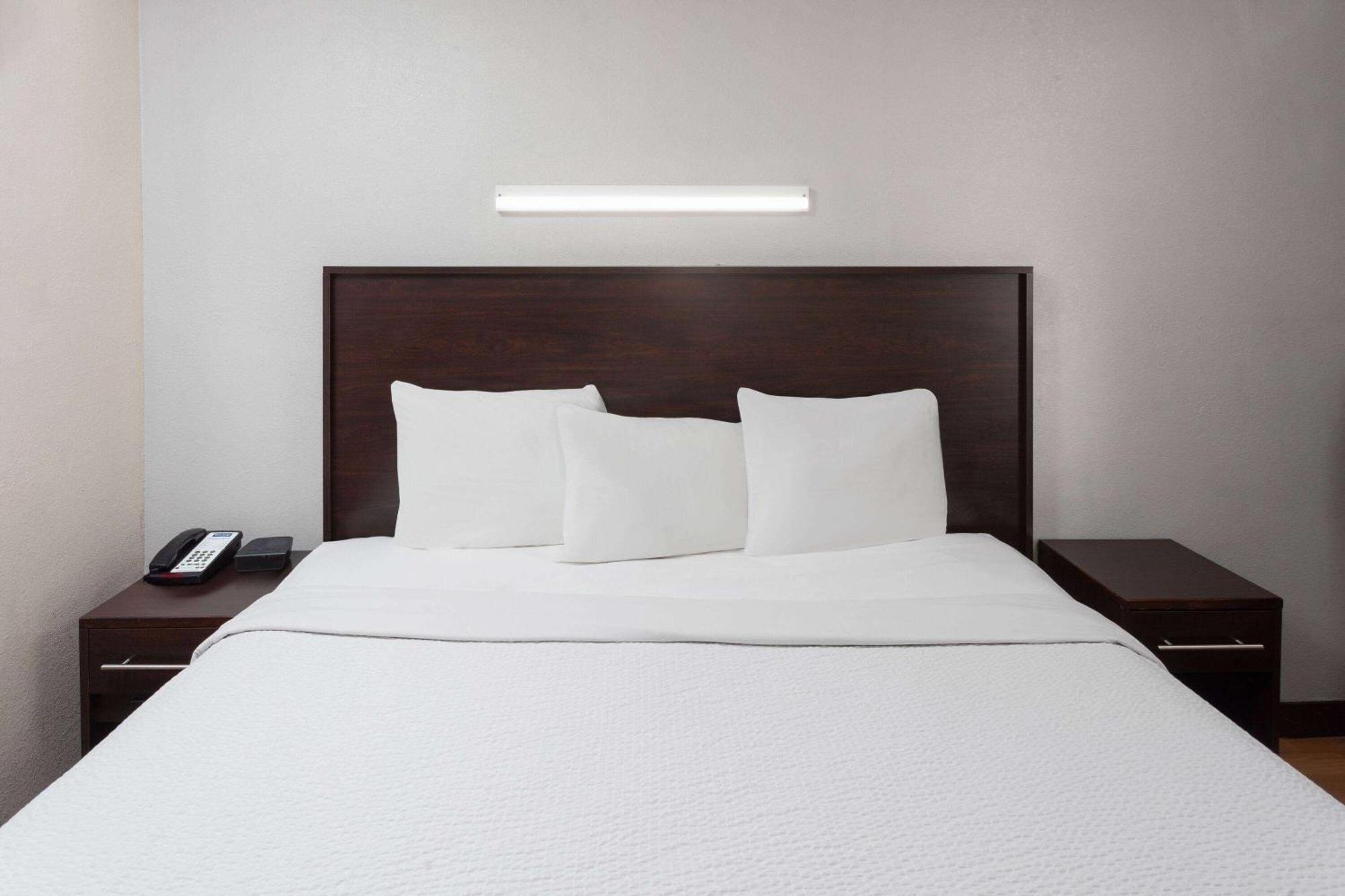 Travelodge By Wyndham Peoria Exteriér fotografie