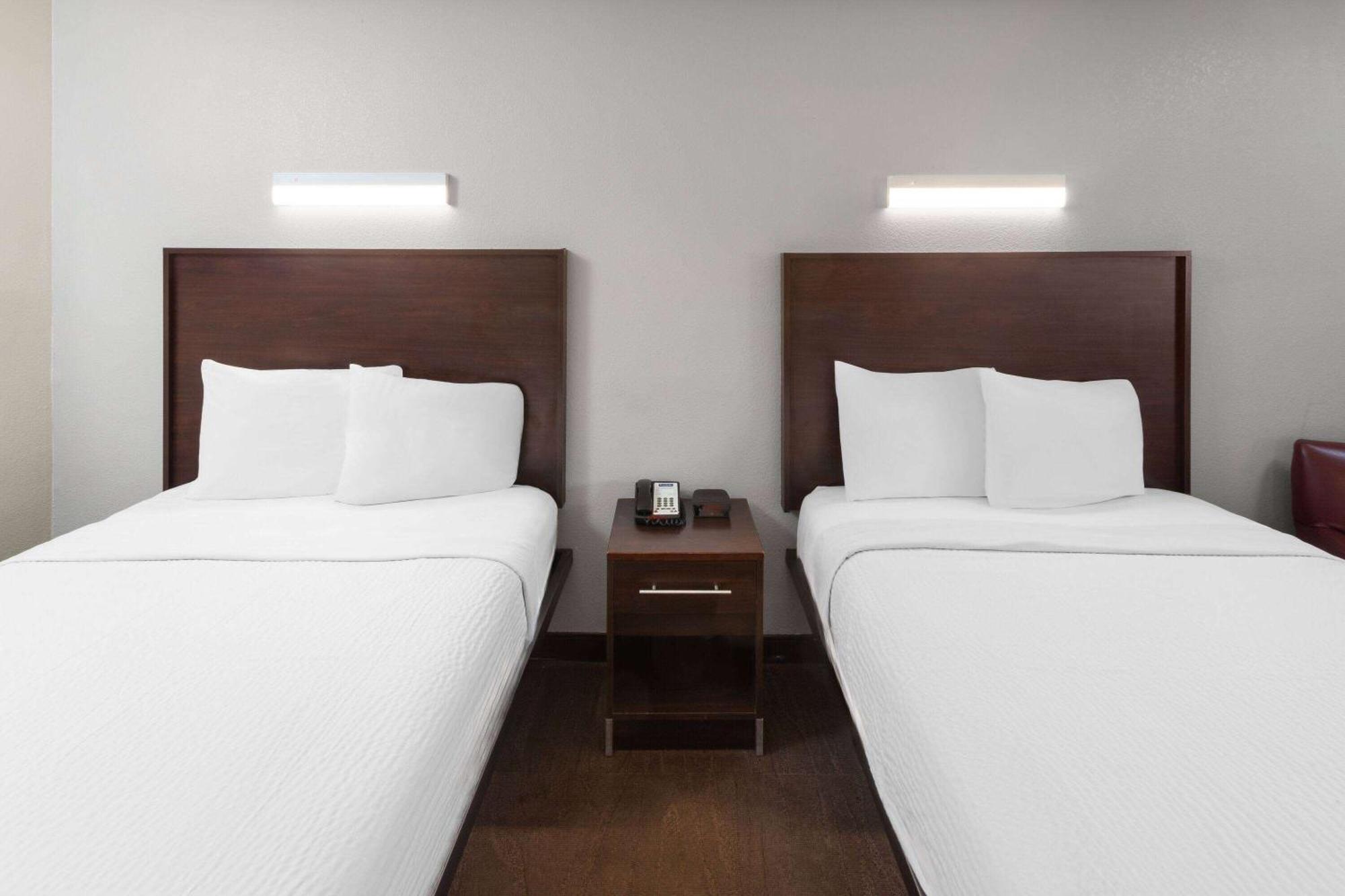 Travelodge By Wyndham Peoria Exteriér fotografie