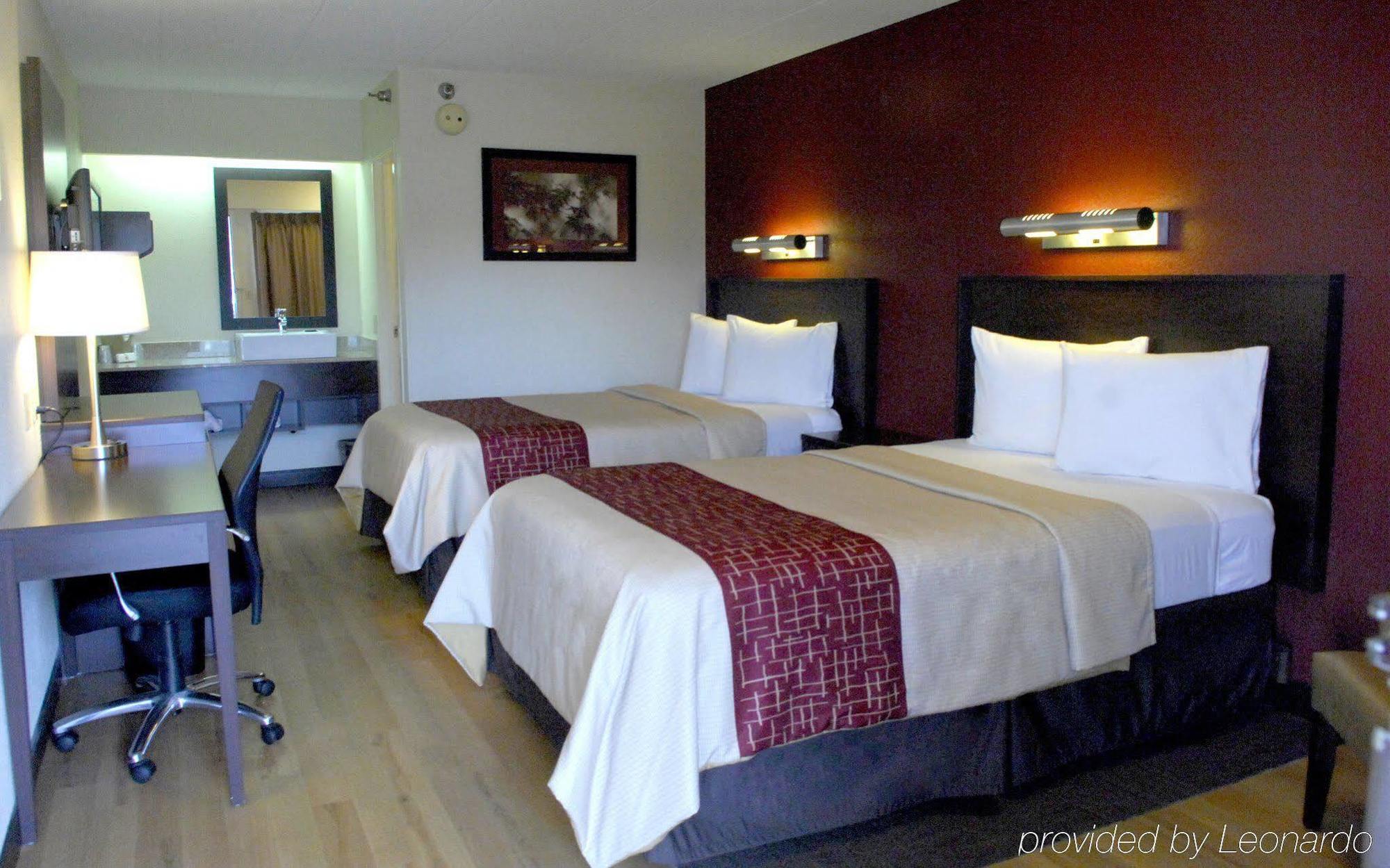 Travelodge By Wyndham Peoria Exteriér fotografie